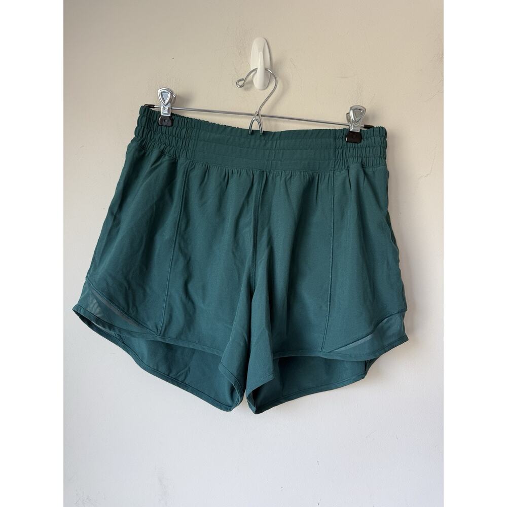 Lululemon Women's Green Hotty Hot Shorts Size 8 LW7AYXT - Picture 3 of 9